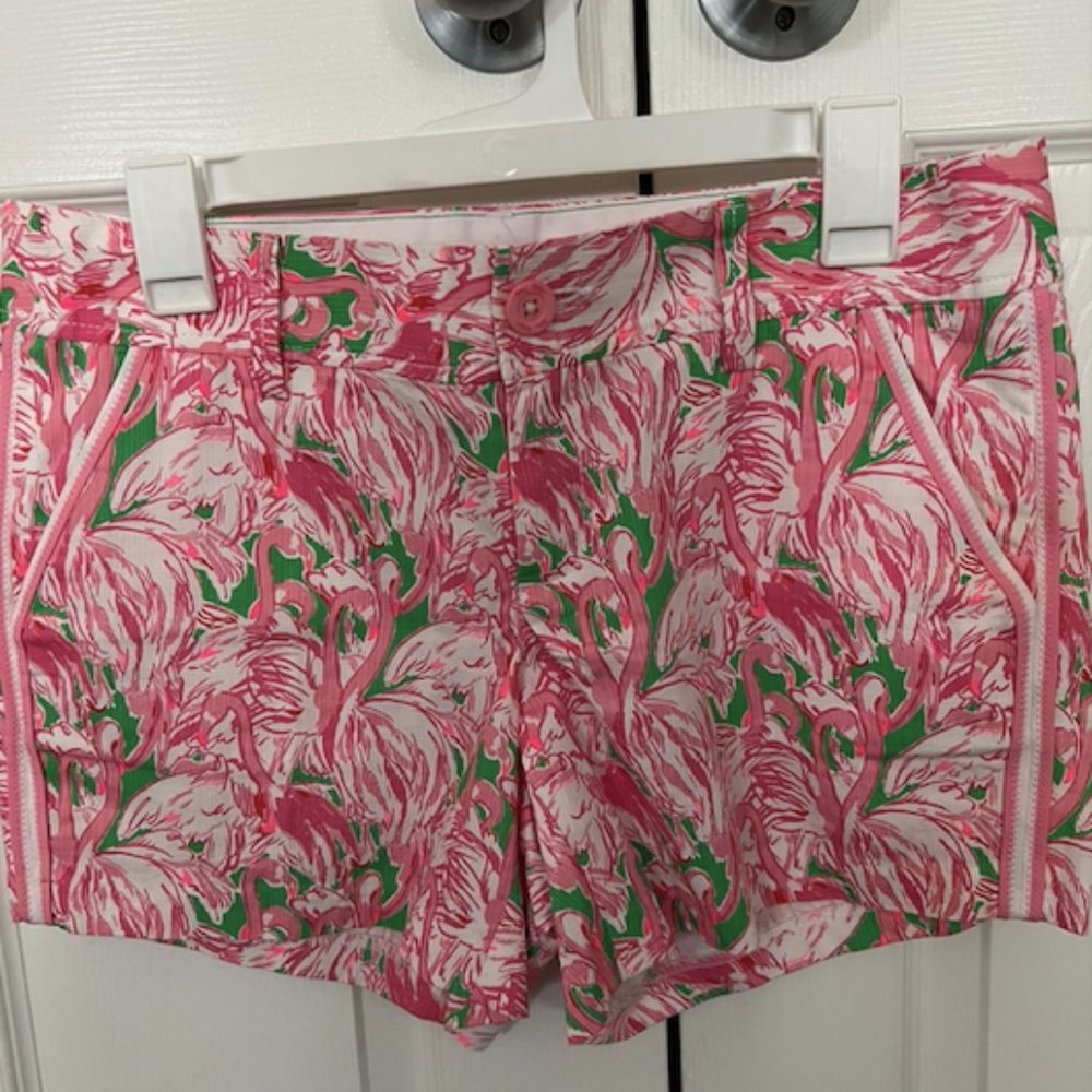 Lilly Pulitzer Pink Colony Flamingo shorts - size 6